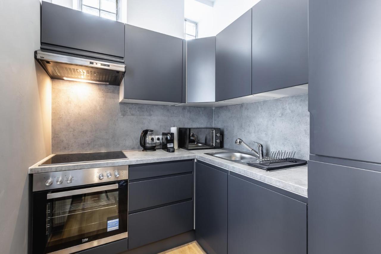 Classy And Elegant Apartments In A Calm Area Вена Экстерьер фото