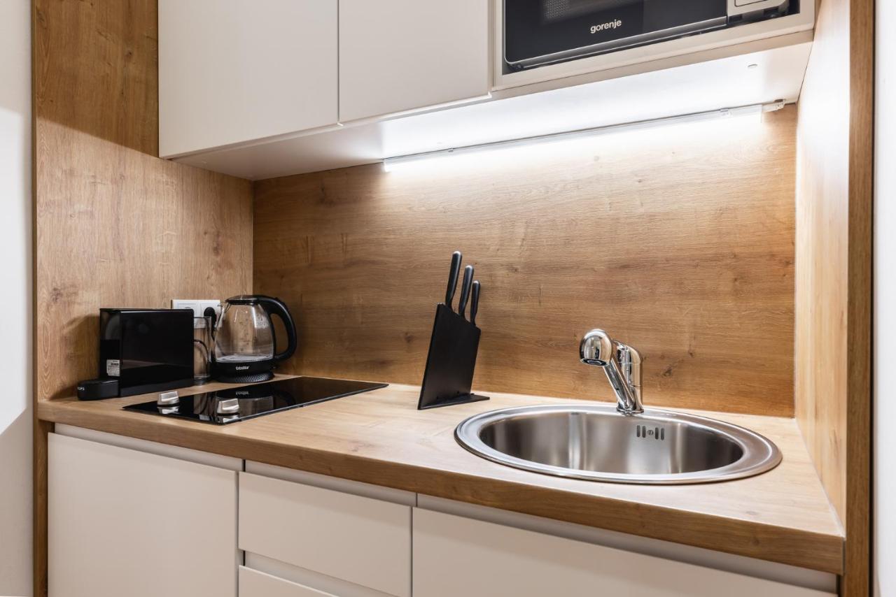 Classy And Elegant Apartments In A Calm Area Вена Экстерьер фото