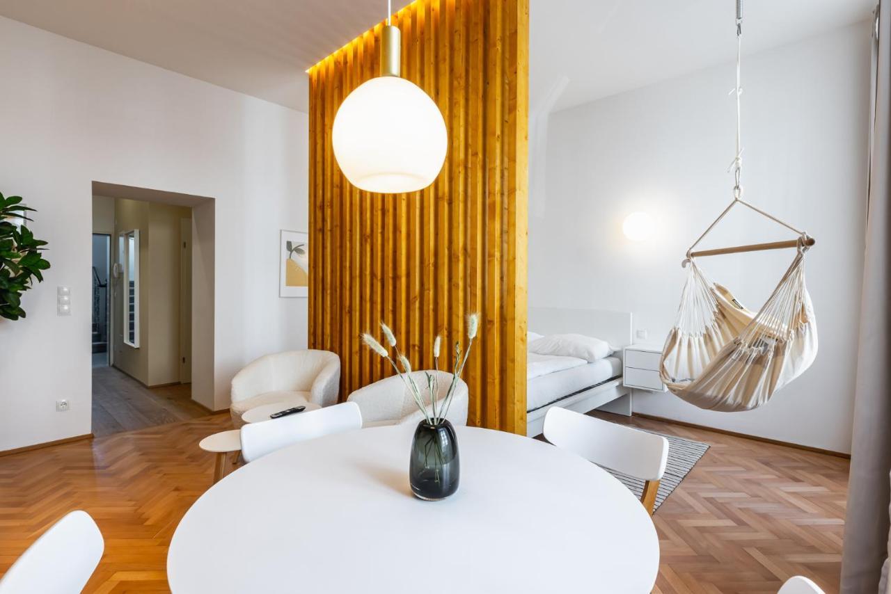 Classy And Elegant Apartments In A Calm Area Вена Экстерьер фото